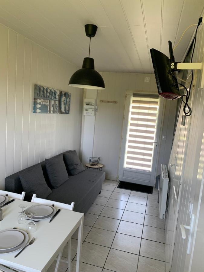 Resid Home 2 - Duplex Cosy Avec Parking Gratuit Saint-Léonard Esterno foto